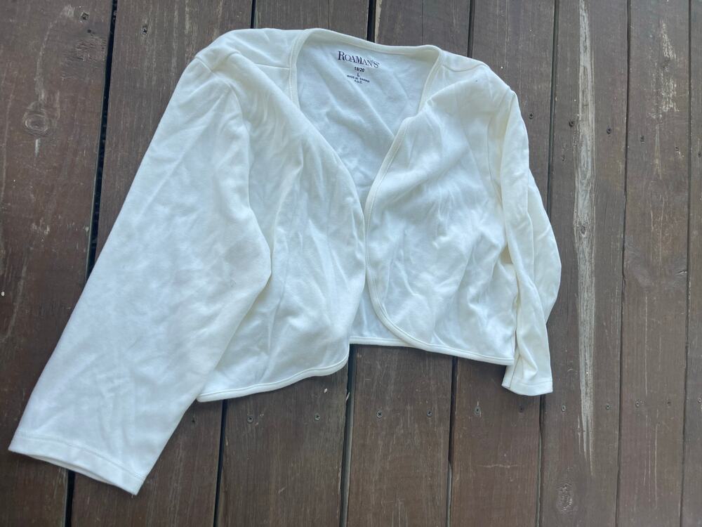 Roaman's womens large white crop sweater cardigan